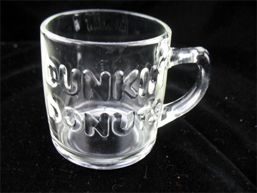tea cup with tray